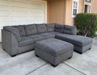 Comfy Ashley Furniture Sectional Couch/Sofa | FREE DELIVERY