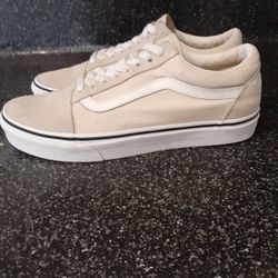 Vans womens 8 Like new 