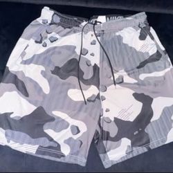 Nike Dri-Fit Training Shorts Light Bone Camo light gray