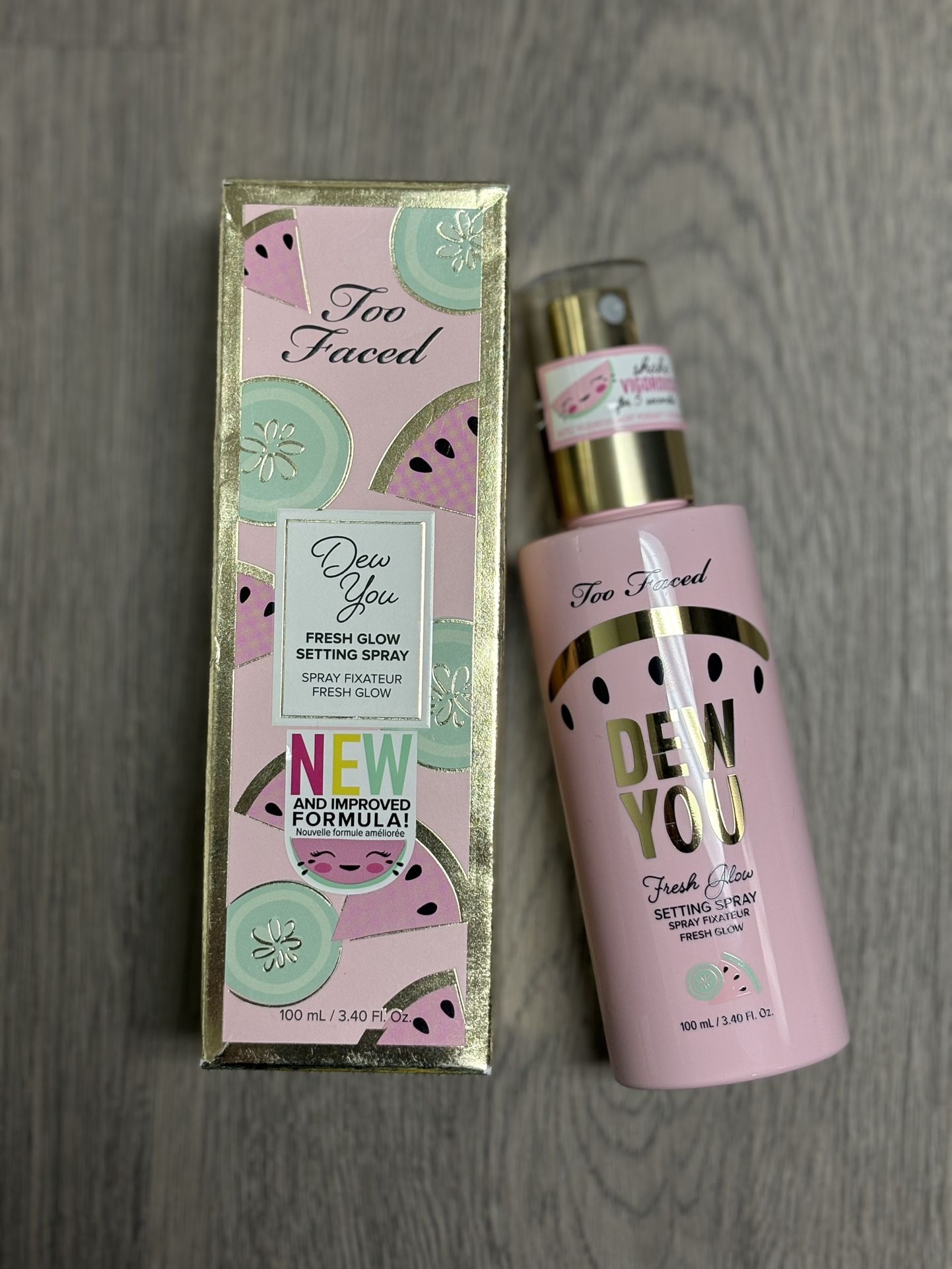 Too faced Setting Spray