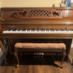 Piano Kimball model 4243 serial B85291 88keys