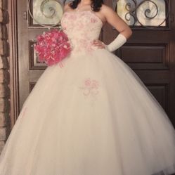 Quince Dress And Accessories