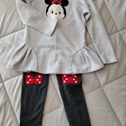 2-Piece Disney Minnie Outfit Size 5