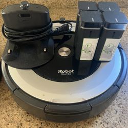 iRobot Roomba 600 Series + 4 Virtual Wall Barriers (Bundle Only)