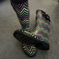 Rain Boots Size 9