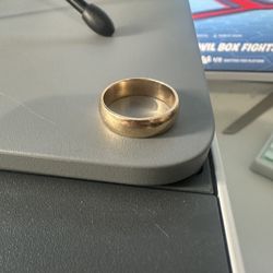 14k gold ring 
