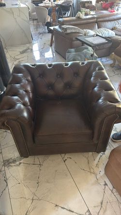 Byson Living leather couch