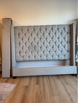 Westerly King Upholstery Bed in Gray