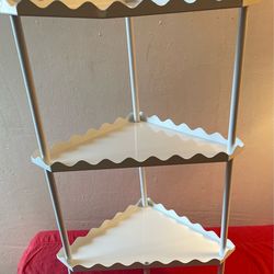 3 tiered lightweight corner shelf