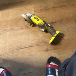 Pulidora Ryobi One+ Como Nueva En Buenas Condiciones Sin Batería