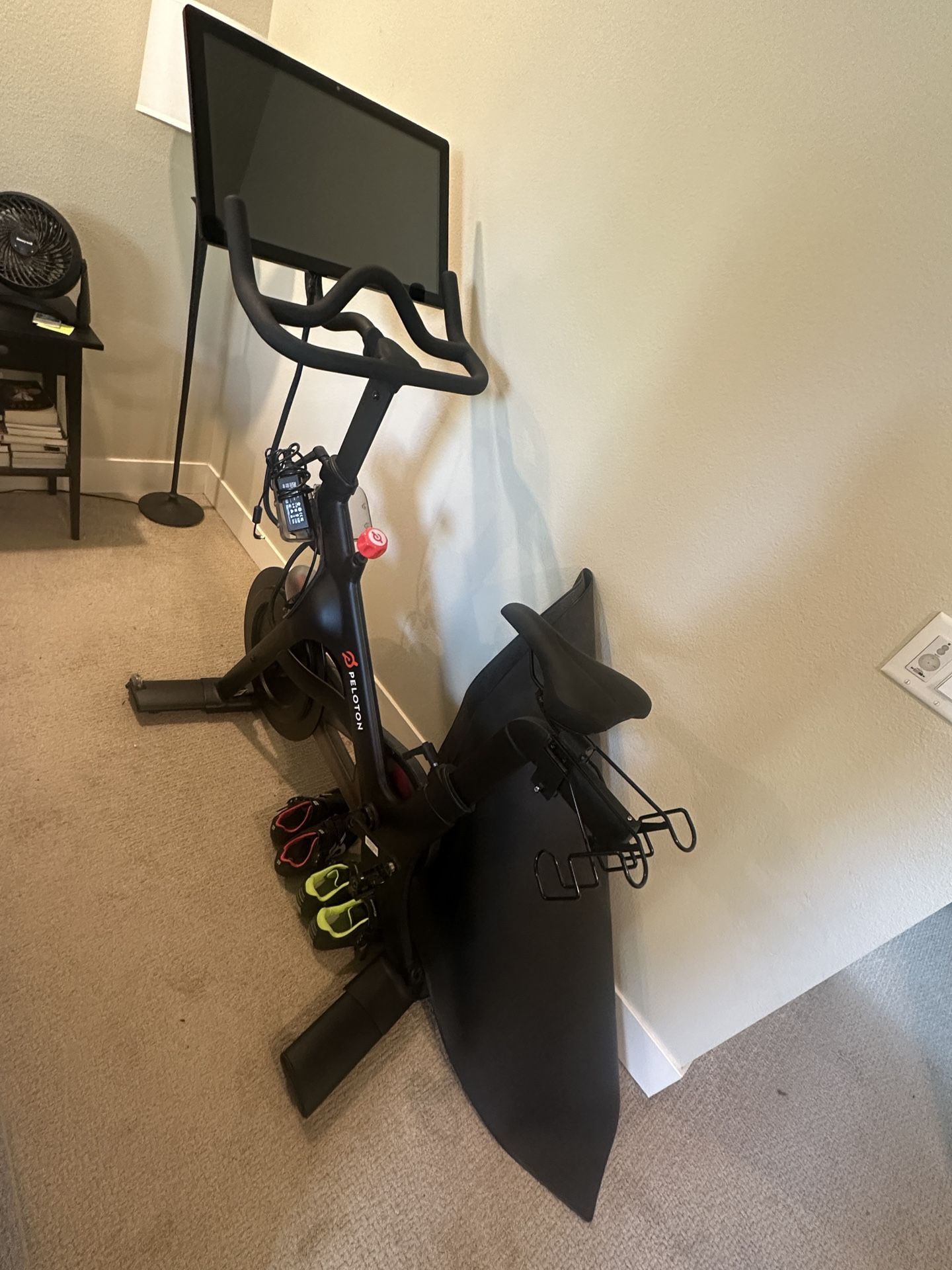 Peloton Bike – Generation 1.2 (Latest Gen) – Gently Used
