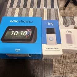 Echo Show 5, Ring video Doorbell, Ring Chime