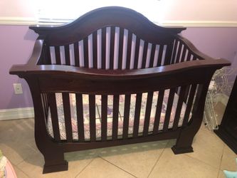Baby crib