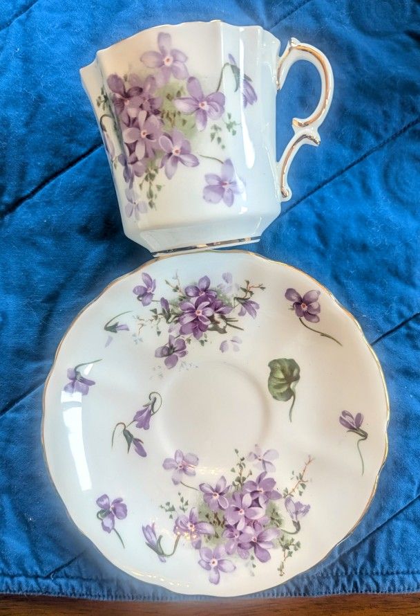 Hammersley Victorian Violets teacup and saucer set. 