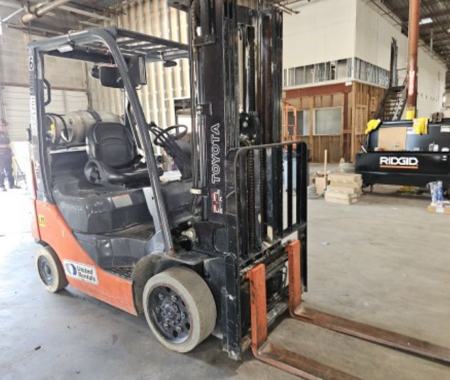 Toyota Warehouse Forklift