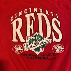 Large 1990 World Series reds sweatshirt