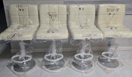 4 bar stool (new)