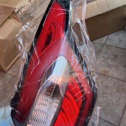 2017 Ford Escape Right Rear Light. 