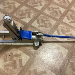 CAR JACK 