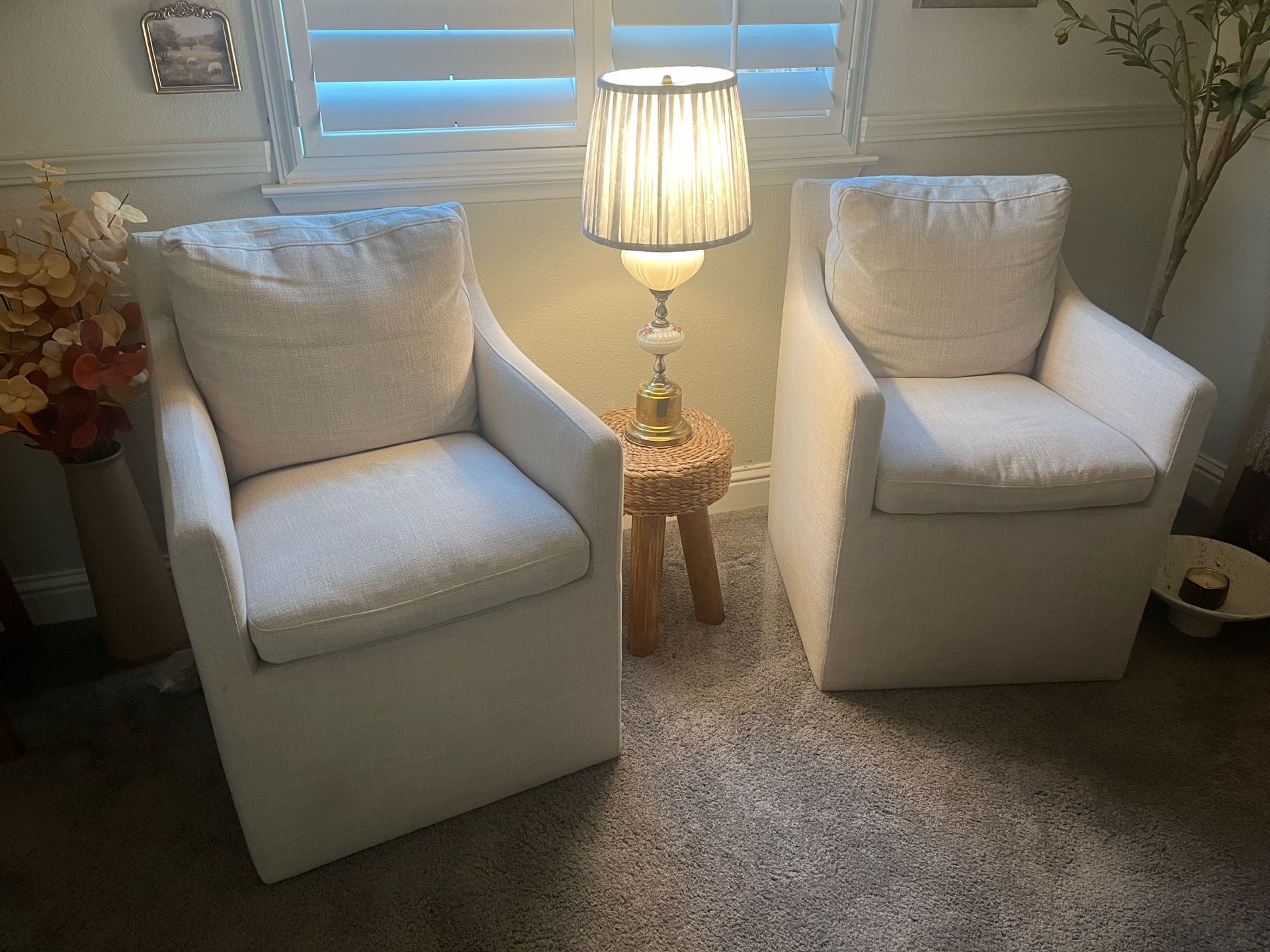 Upholstered Dining Chair with Casters, Linen, 27.6"D x 24.4"W x 36.2"H
