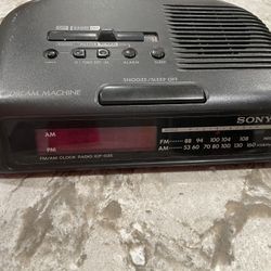Retro Radio Clock
