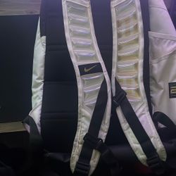 Nike Elite Bag