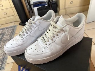 NIKE AIR SIZE 11