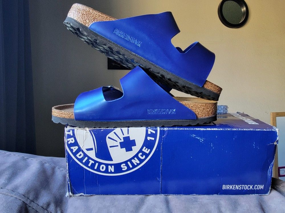 New Birkenstocks Sz38