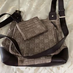 Purse with small wristlet (Liz Claiborne)