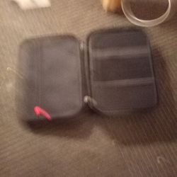 Mens Shave Kit.  Cheap. Works great!