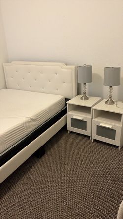 White Tufted Upholstered Bed Frame with Headboard