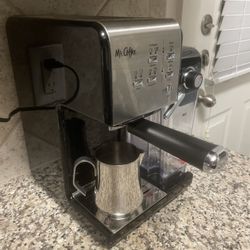 Expresso Machine (Mr. Coffee) 