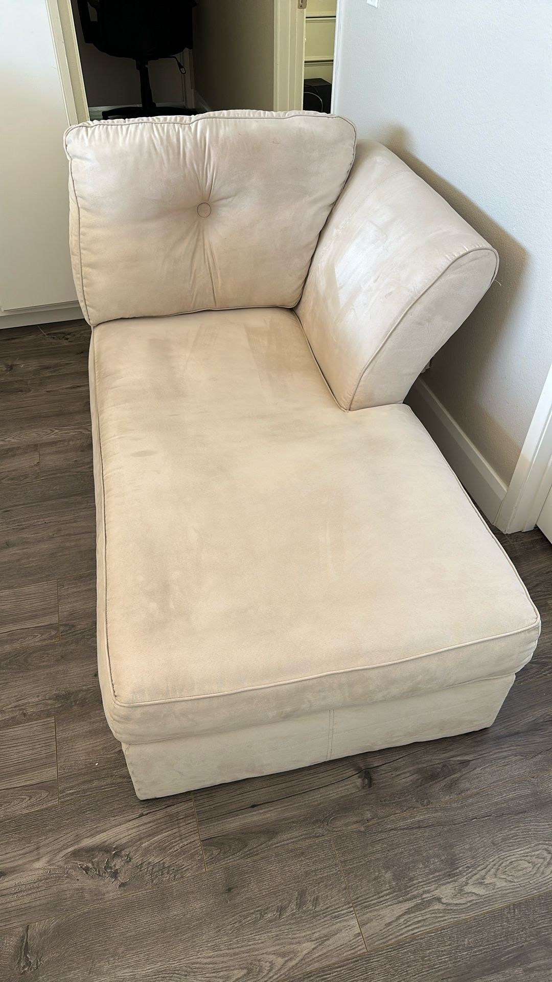 Ashley Furnishing Chaise Lounge Couch Sofa  Excellent Cond. 