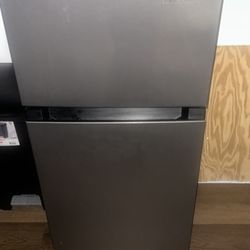 Visaani Fridge For Sale