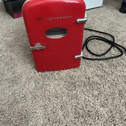Desk Mini Drink Fridge