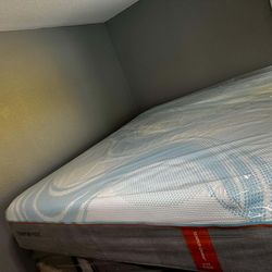 Set queen sizes Mattress and box spring