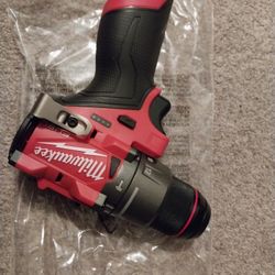 Milwaukee M12 Fuel Hammer Drill