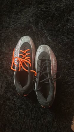 8E size 10