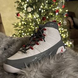 Jordan 9 Fire Red 