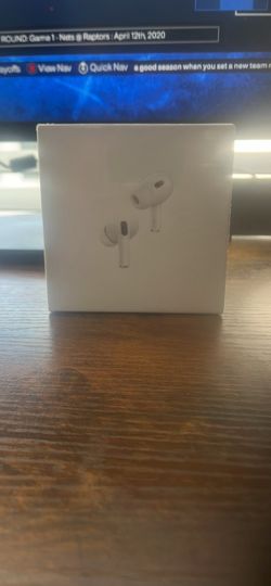 Apple AirPod with wireless charging case