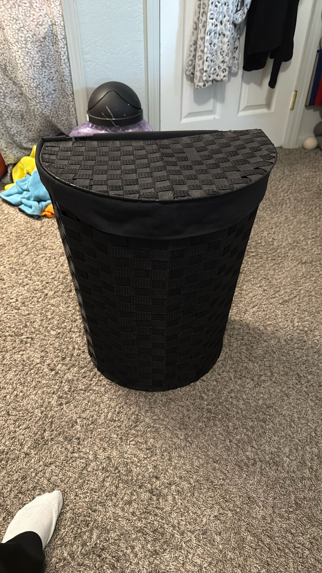Hamper