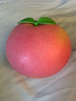 Jumbo Squeezy Peach Squishy 🍑🧡