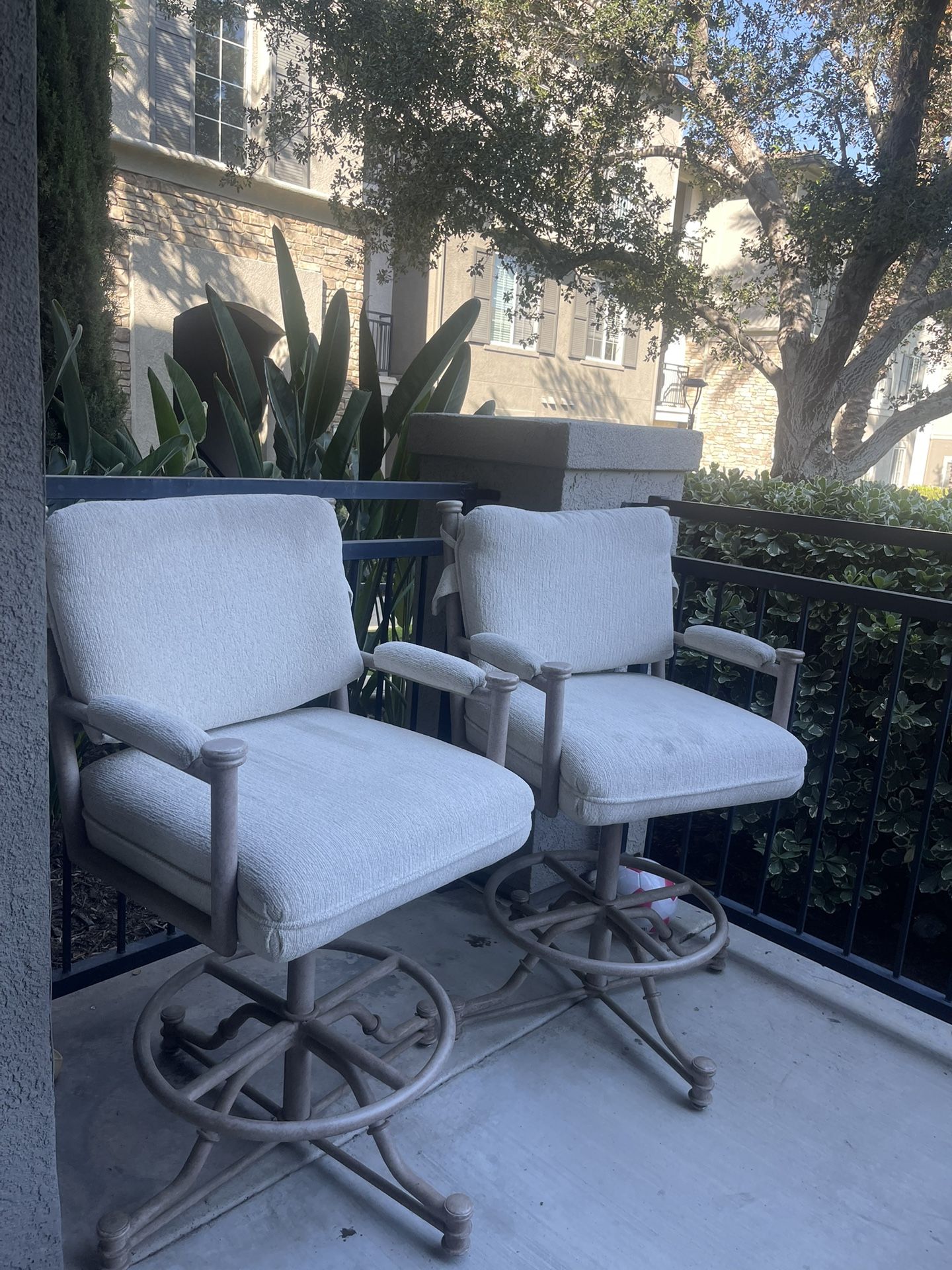 Swivel Bar Chairs