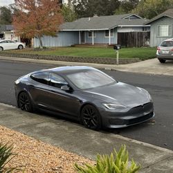 Tesla Model S Plaid 21" Arachnid Wheels & Michelin Tires OEM