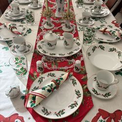 Christmas 🎄 China Set
