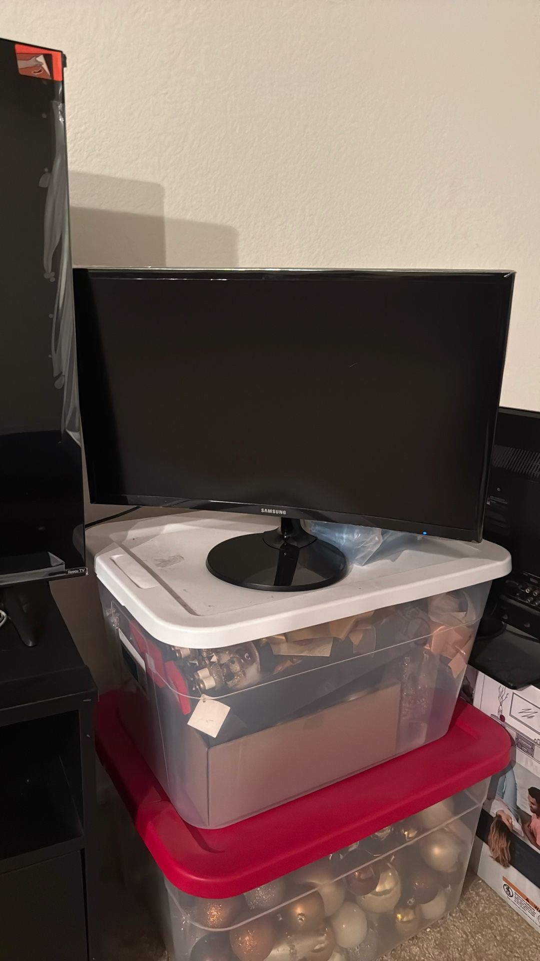 Samsung Gaming Monitor. Used twice. Please get this out my hands!! $250 lowest ill go is $150