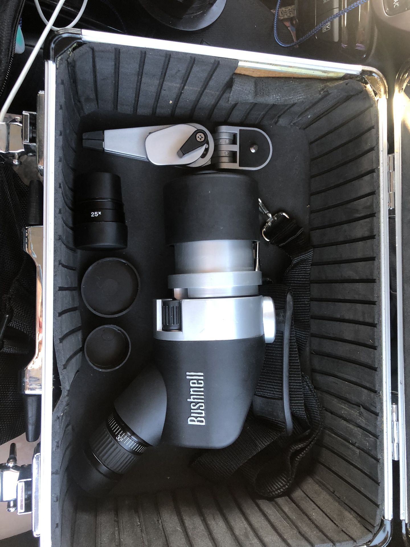 Bushnell Space master Collapsible 2”/50 Mm Spotting Scope Kit