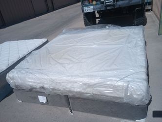 Used king memory foam mattress and box spring