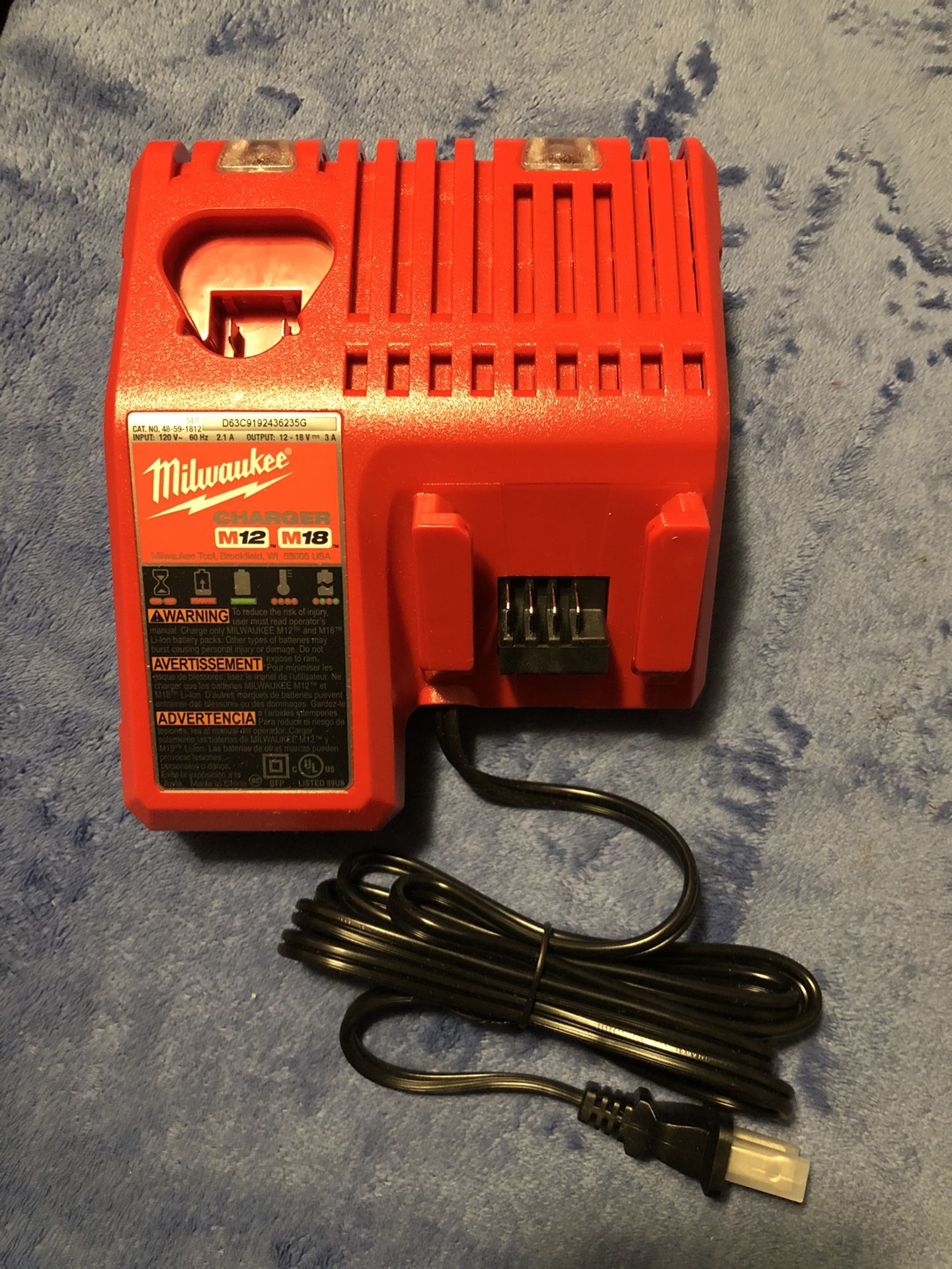 Milwaukee M12 & M18 Battery Charger. New!
