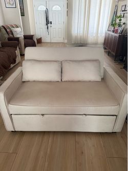 3-1 convertible couch